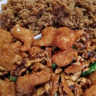 Barely any 'sauce', we think was just honey.