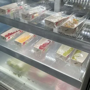Fridge case of tanghulu