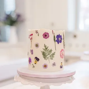 Pressed edible flower cake