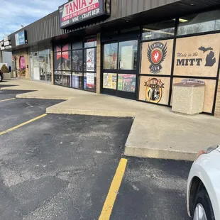 ramen and noodles, outside