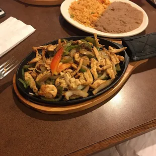 ramen and noodles, food