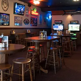 the bar and televisions