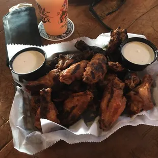 Charred wings with house ranch! Really great wings