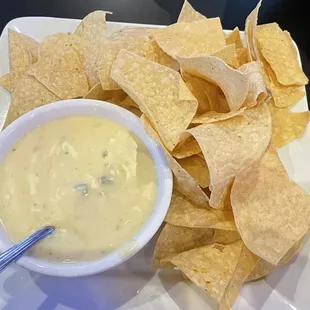 Chips and queso