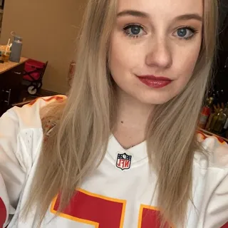 Lexi O.
