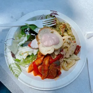 Sausage Penne Sausage &amp; Peppers, Fettuccini Toscana, Penne Pesto with chicken, Caesar salad, bread