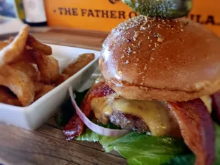 Tannins Wine Bar & Grill