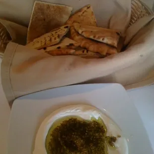 Free Flowing Warm Pita