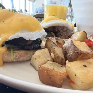 Eggs Benny
