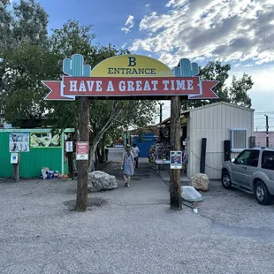 Tanque Verde Swap Meet