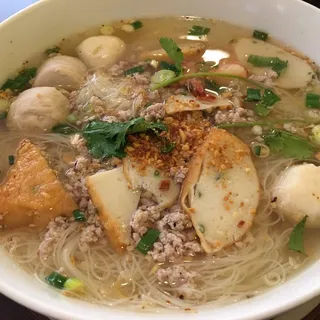 Tom Yum Noodle