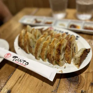 Gyoza (16 pcs)