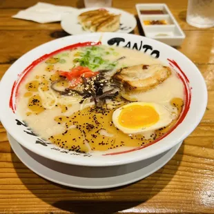 Black Tonkotsu Ramen