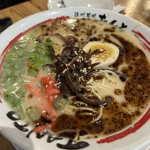 Tonkatsu Black Ramen