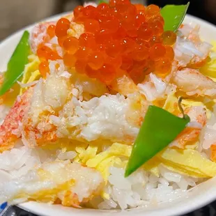 Crab and salmon roe over rice