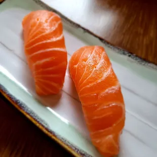 Sake Nigiri