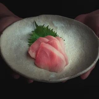 Hamachi Sashimi