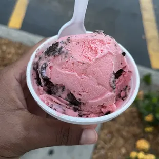 Red velvet Oreo