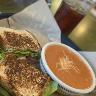 Club and tomato bisque