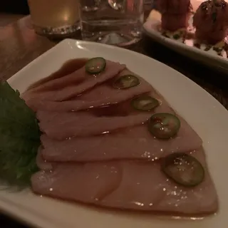 Yellowtail Sashimi* **