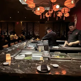 sushi and sashimi, interior