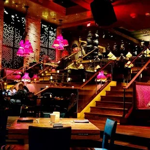 TAO - Inside / Seating