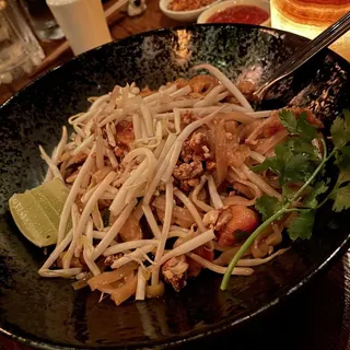Drunken Lobster Pad Thai