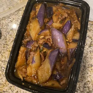 85. Eggplant Sauteed with Minced Pork in Spicy Garlic Sauce