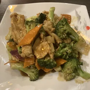 Chicken Broccoli, the savory sauce with this dish is Amazing ! The dish also included a bowl of rice on the side.