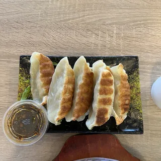 Chicken Pot Stickers8ps