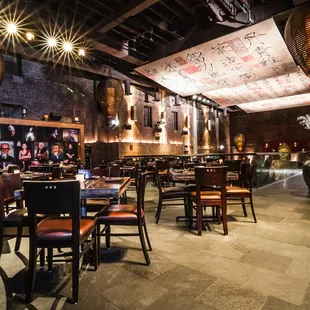 ramen and noodles, interior