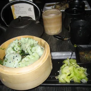 Bamboo Steamed Vegetable Dumplings