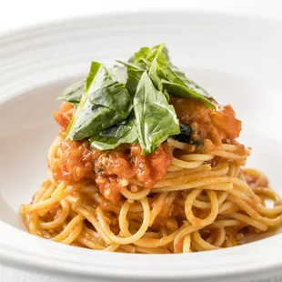 Pomodoro 
完熟トマト 100%のスパゲッティ
 バジルと共に