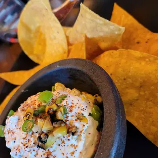 Truffle street corn guac