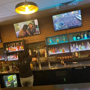 Full bar with happy hours featured weekly