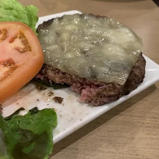 Hamburger with Cheese (well done )