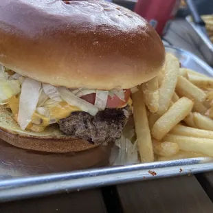 BYO Cheeseburger