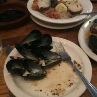 Steamed Mussels