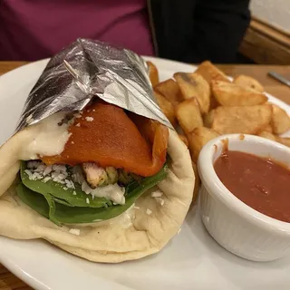 Pesto Chicken Pita