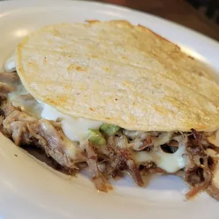 Mulita - Carnitas (cheese,guac, pico)