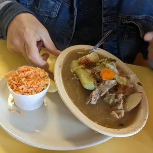 Caldo De Pollo