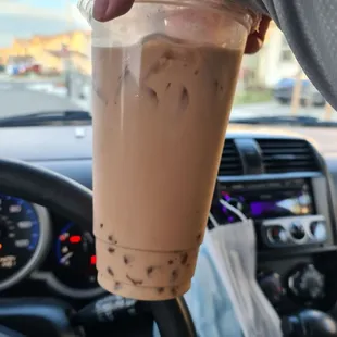Regular milk tea, large, white boba