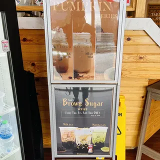 Brown Sugar Milk Tea (with Tapioca)