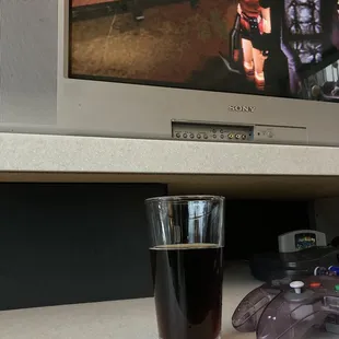 Robert The Bruce ale by 3 Floyds, Resident Evil 2 gameplay in background