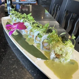 Sasuki roll/ Instagram @JUDEETHEFOODEE