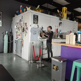 owner Matt pouring our beer