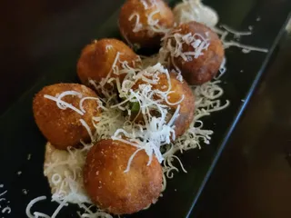 Double Helix Wine & Whiskey Lounge