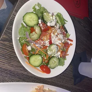 Farmer's Chopped Salad