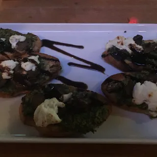 Mushroom Bruschetta