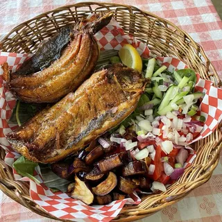 Fish Grand Boneless Whole Bangus Fish Plate